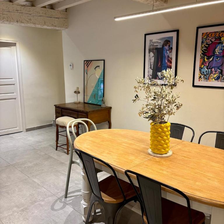 Résidence Auguste - Centre historique Arles - Apartment mit 3 Schlafzimmern - 34