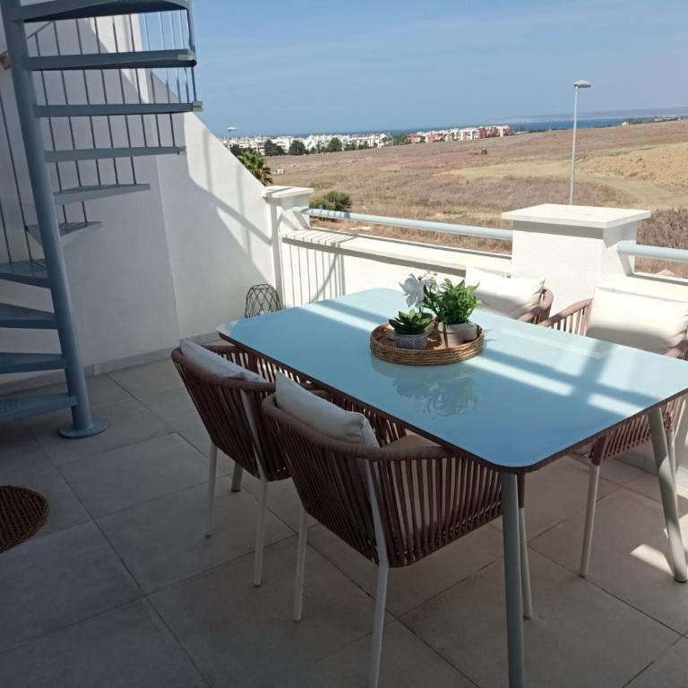 Playa y confort Zahara - Two-Bedroom Apartment - 54