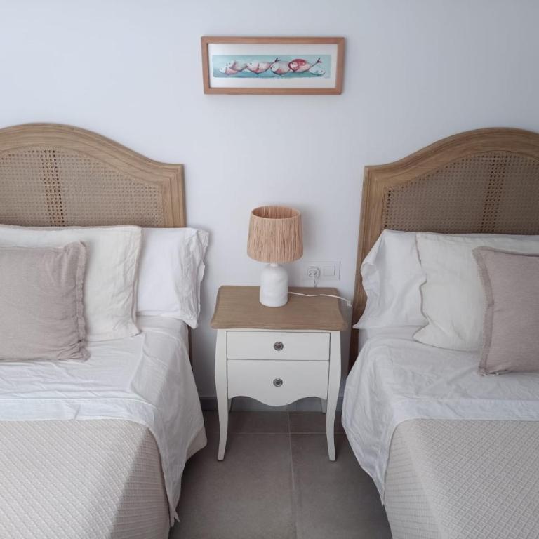 Playa y confort Zahara - Two-Bedroom Apartment - 21