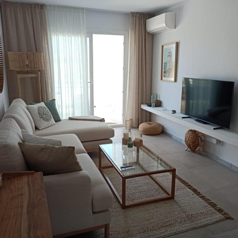 Playa y confort Zahara - Two-Bedroom Apartment - 10