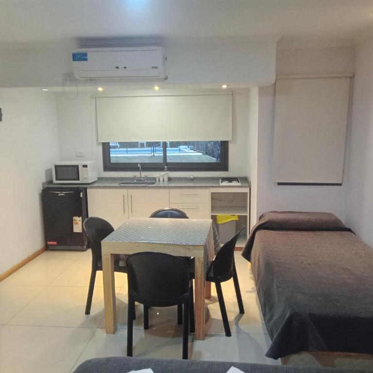 Apart Centro Zazu - Apartamento Estudio - 10