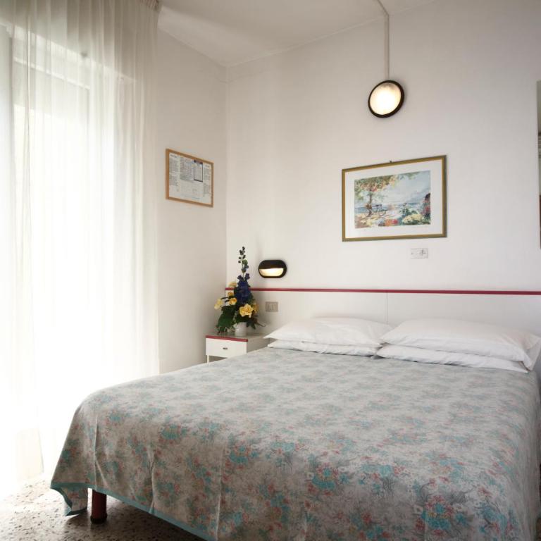 Hotel Lara - Economy Double or Twin Room - 1