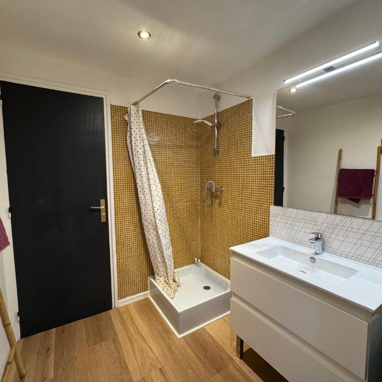 Villa Landaise, 10 minutes des plages - Villa avec Piscine Privée - 16