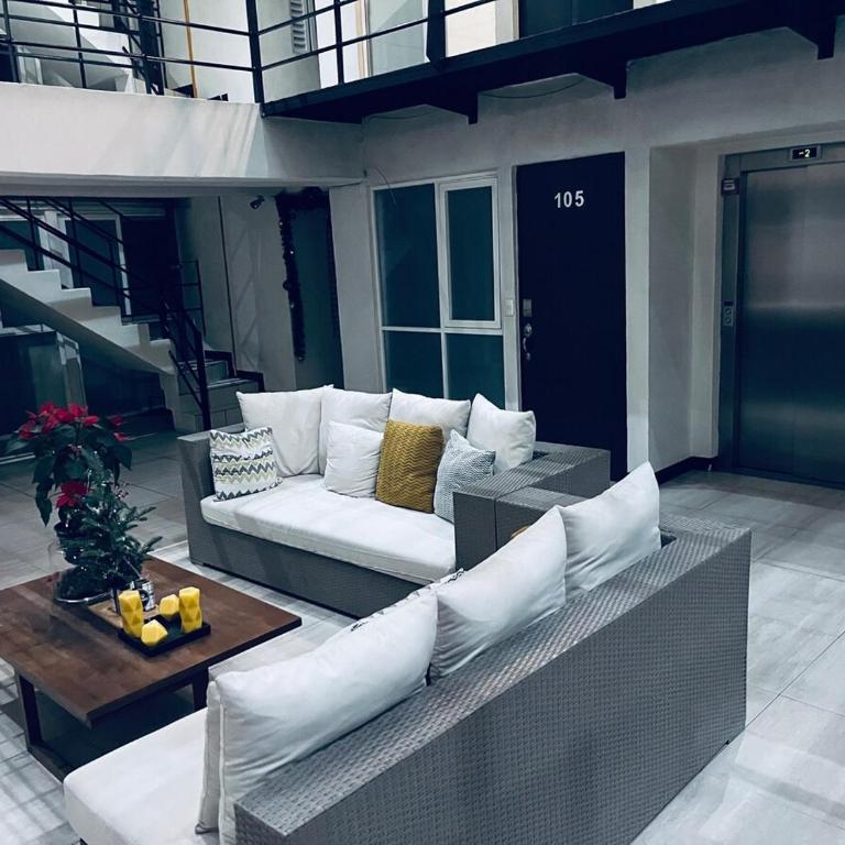Penthouse Elysium - One-Bedroom Apartment - 15
