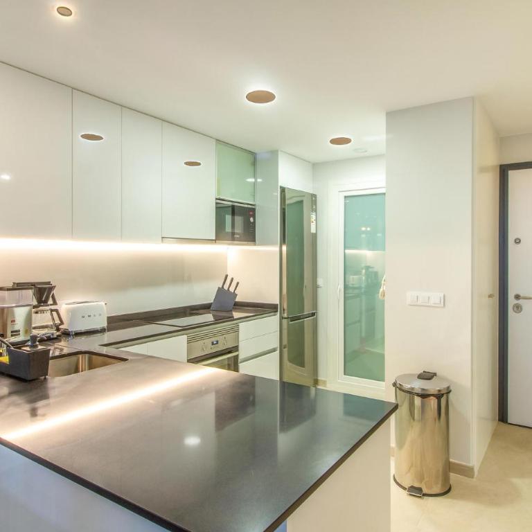 Gorgeous Apartment In Orihuela - Apartamento de 2 dormitorios - 3