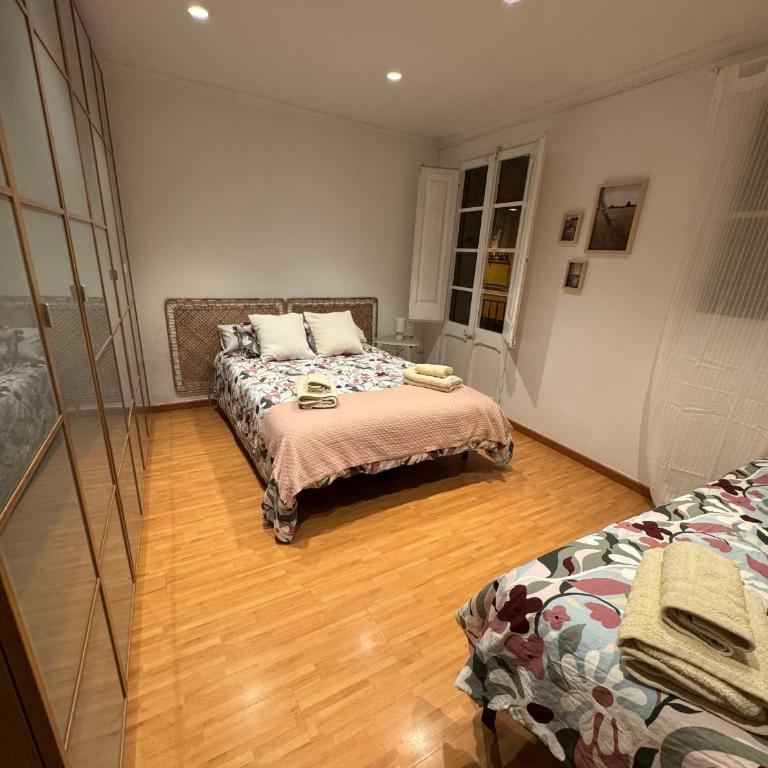 2 bedroom apartment Barcelona Center - Two-Bedroom Apartment - 15