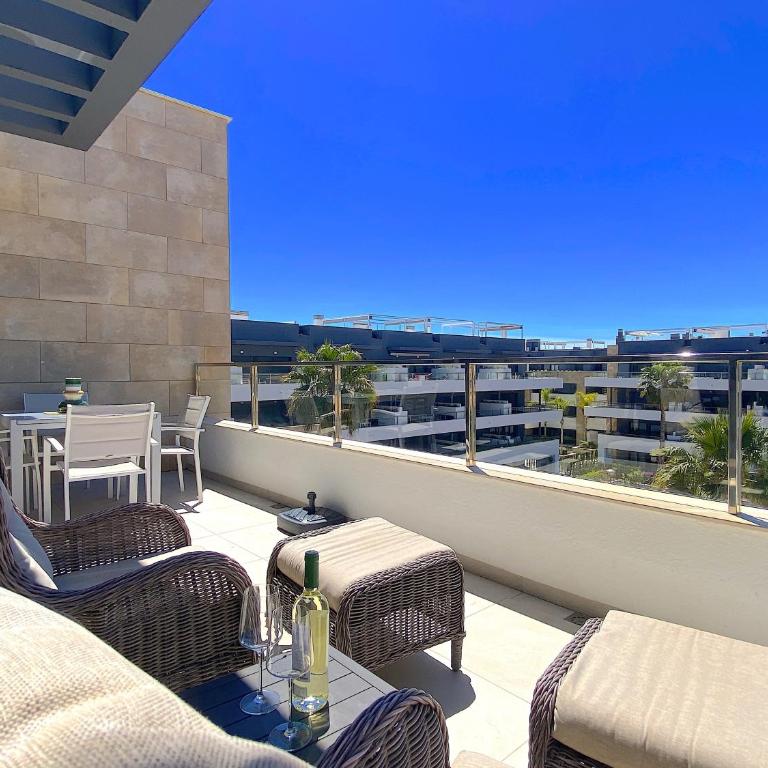 Magnifico penthouse en Flamenca Village! - Apartamento de 2 dormitorios - 17