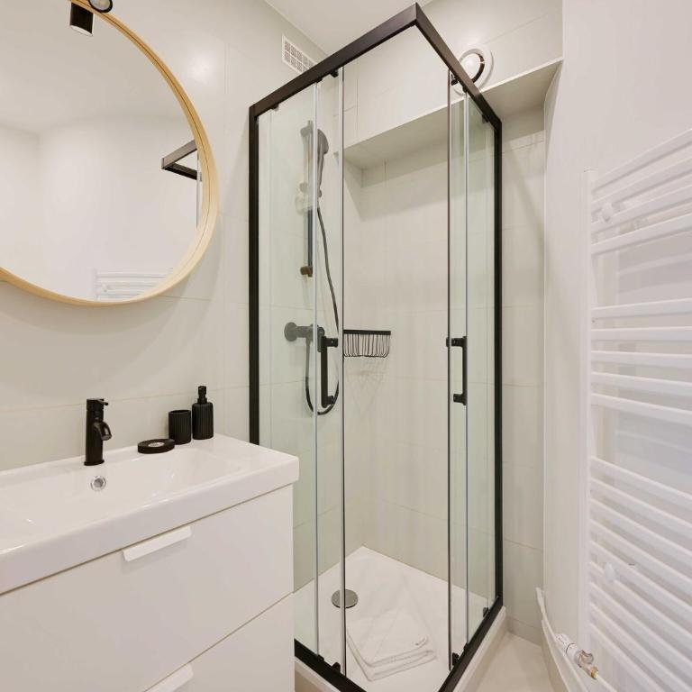 Modern studio 2P - Courbevoie La Défense - Maison de Vacances - 11
