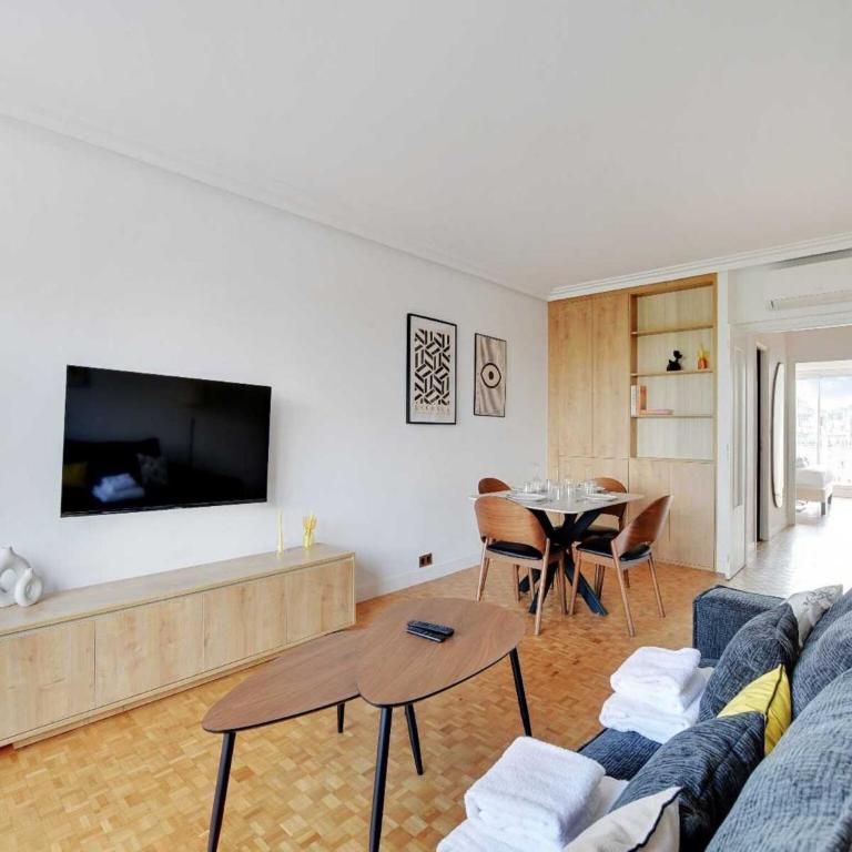 Elegant apartment AC 1BR-4P- Ternes - Appartement - 1