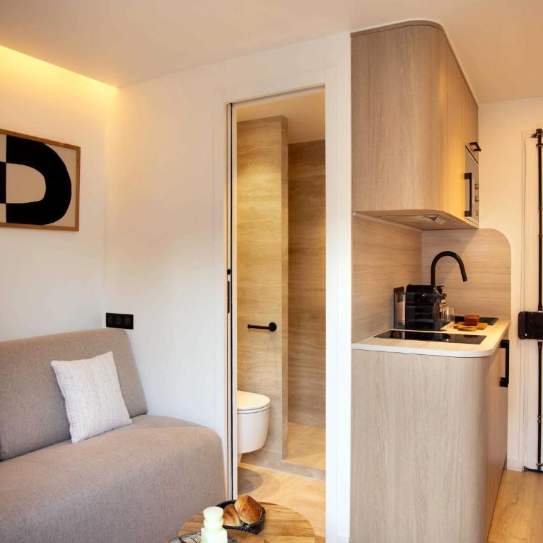 Refined studio with balcony - 2P - Saint Lazare - Apartment - 3