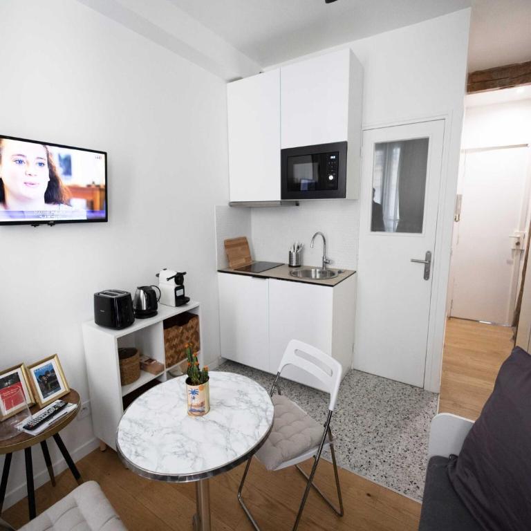 Charming studio near Sacré-C ur - Mobility lease - Appartement - 8