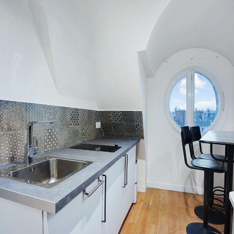 Nice appt 1 BDR 2P - NIEL TERNES - Appartement 1 Chambre - 9