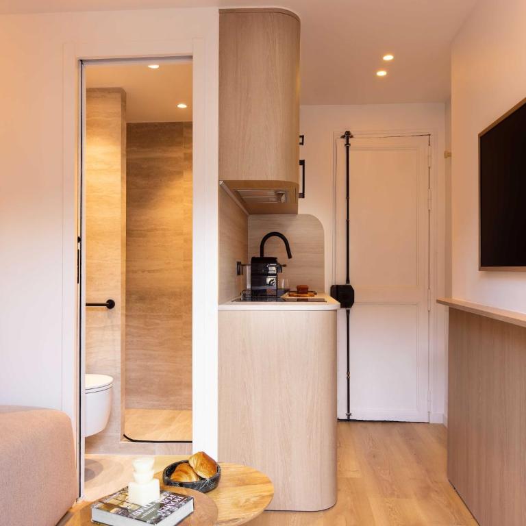 Refined studio with balcony - 2P - Saint Lazare - Apartment - 4