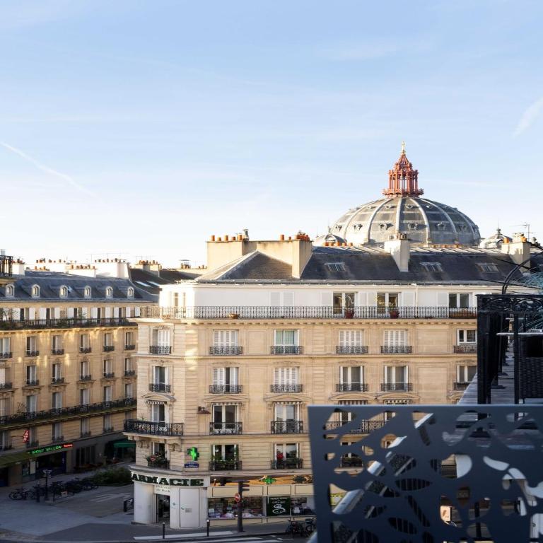 Refined studio with balcony - 2P - Saint Lazare - Apartment - 13