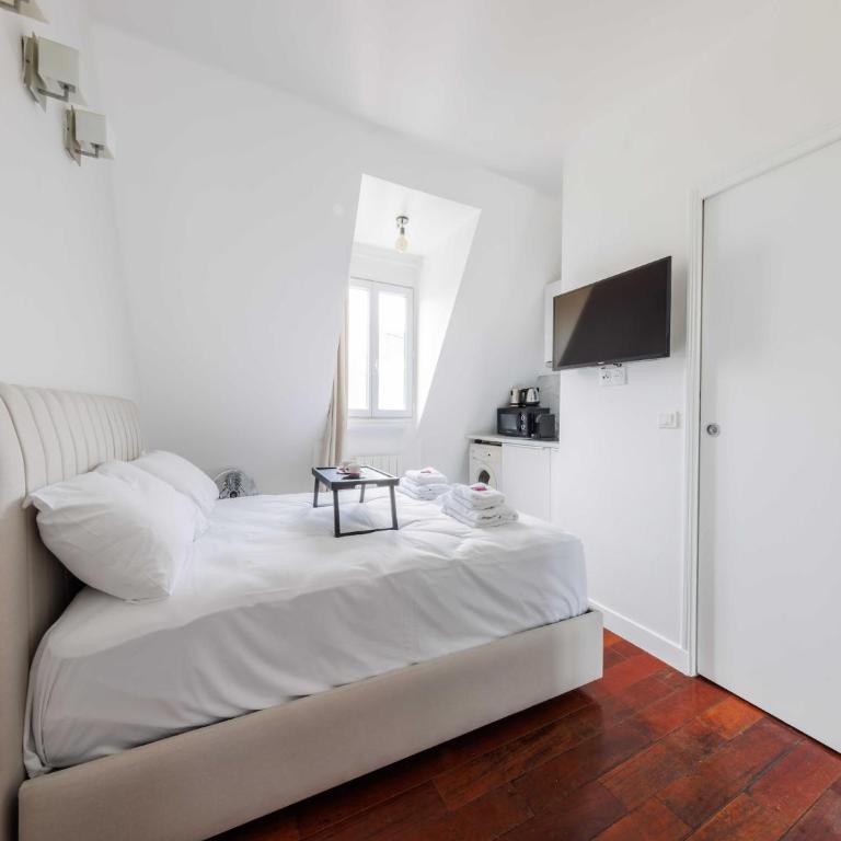 Cozy studio 2P - Champs-Elysées Arc de Triomphe - Lease Mobility - One-Bedroom Apartment - 5