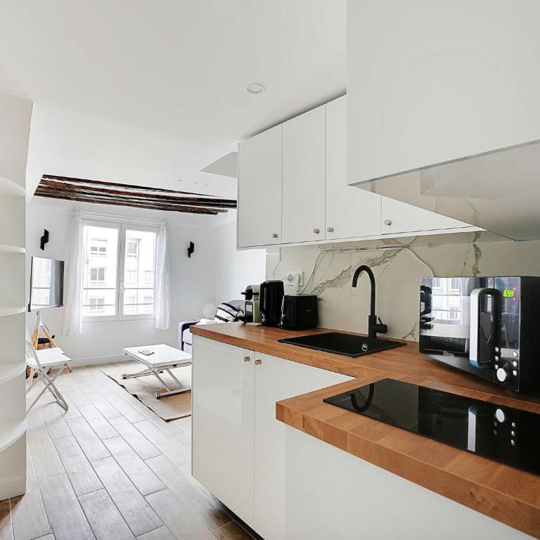 Charming studio near les Halles - Mobility lease - Maison de Vacances - 10