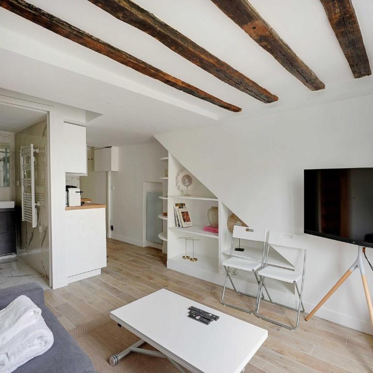 Charming studio near les Halles - Mobility lease - Maison de Vacances - 8