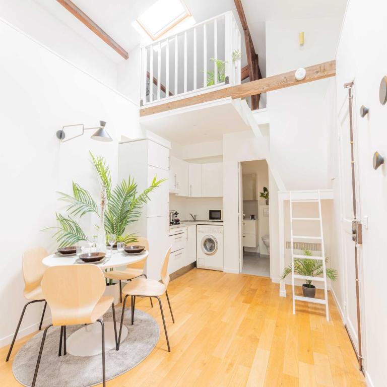 Studio Duplex - Place Victor Hugo Trocadero- BAIL MOBILITE - Maison de Vacances - 6