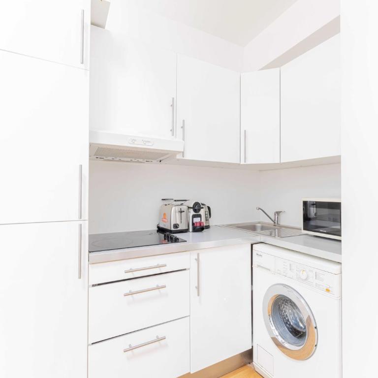 Studio Duplex - Place Victor Hugo Trocadero- BAIL MOBILITE - Maison de Vacances - 4