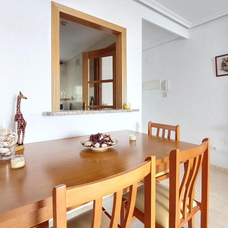 Stunning Apartment In Oropesa Del Mar - Apartamento de 2 dormitorios - 3