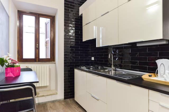 Navona Rubens Lodge - Appartamentino su 2 Livelli - 16