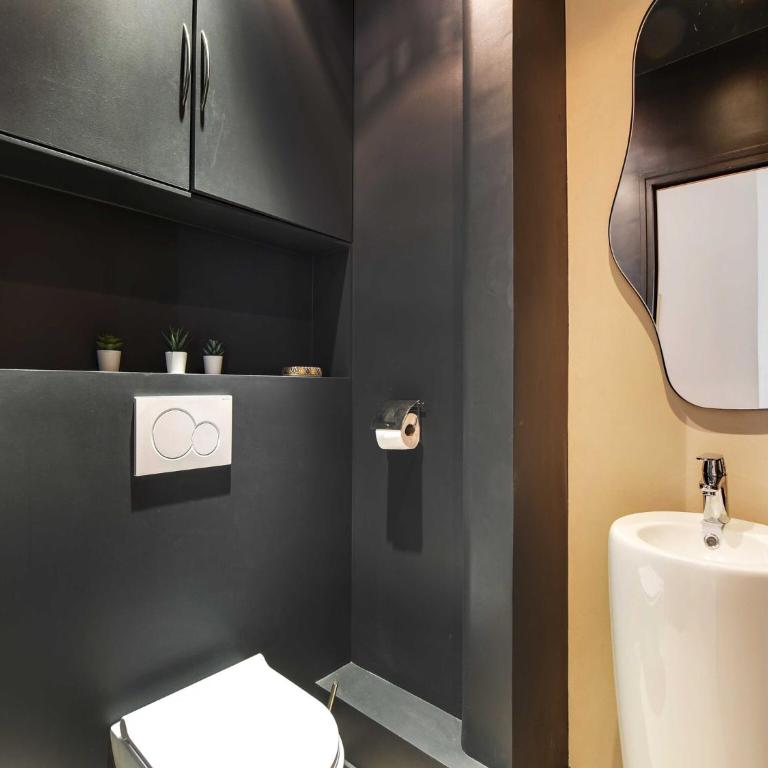 Elegant Parisian -2BR 4P- Eiffel Tower - Appartement - 13