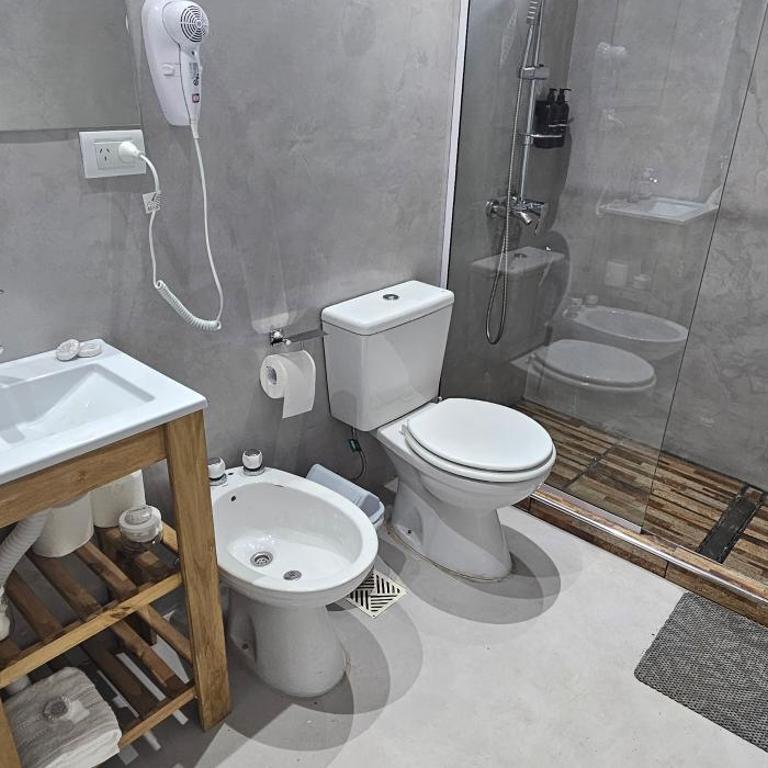 Aonikenk House - Habitación Triple con baño compartido - 14