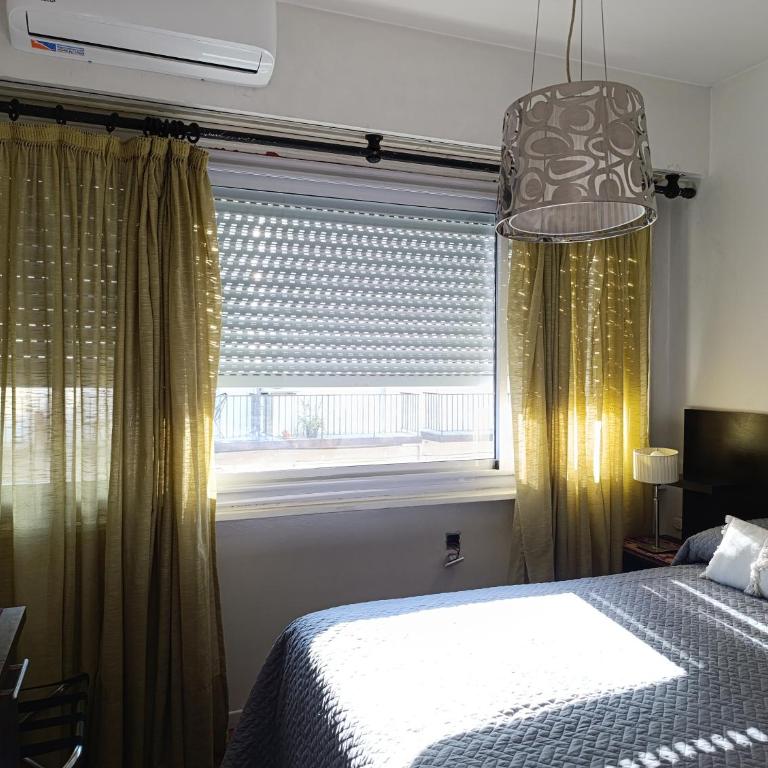 Aires Norteños Cómodo depto en Plaza San Martín - One-Bedroom Apartment - 30