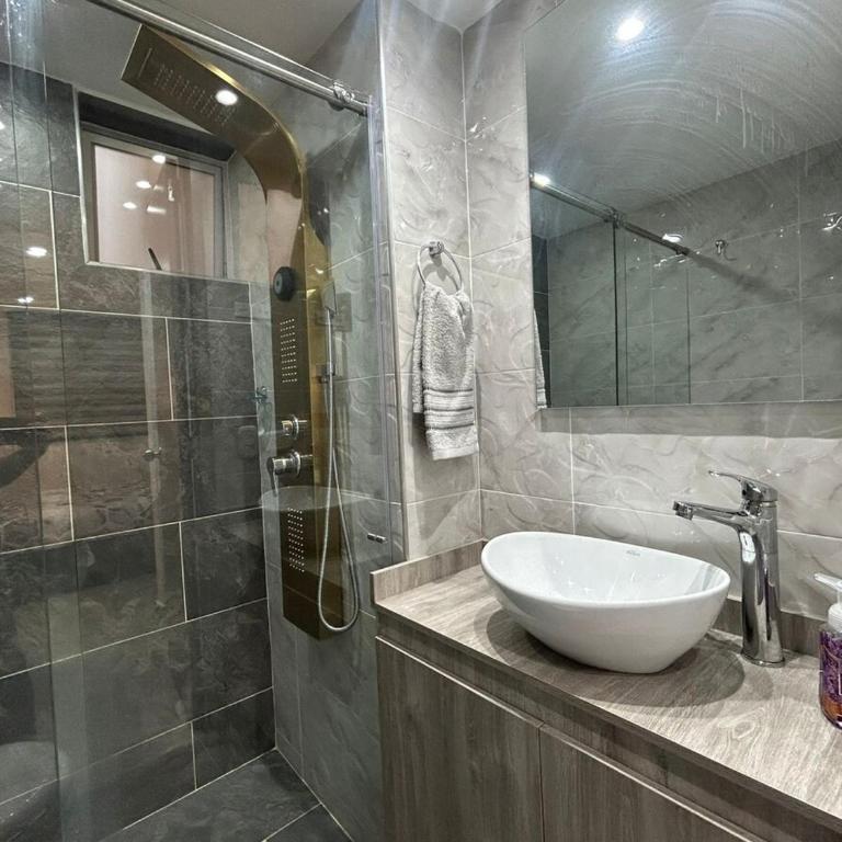 Lujoso Apto con Piscina a 10min Jardín Plaza 604-4 - Apartamento de 2 dormitorios - 22