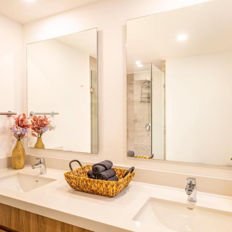 Gorgeous Full Oceanview 2-Bedroom Residence - Two-Bedroom Apartment - 20