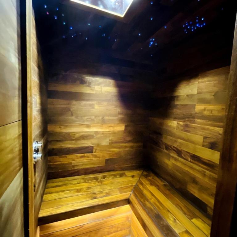 Cosy duplex with Hammam-Steamroom in Rochebrune - Three-Bedroom Apartment - 19