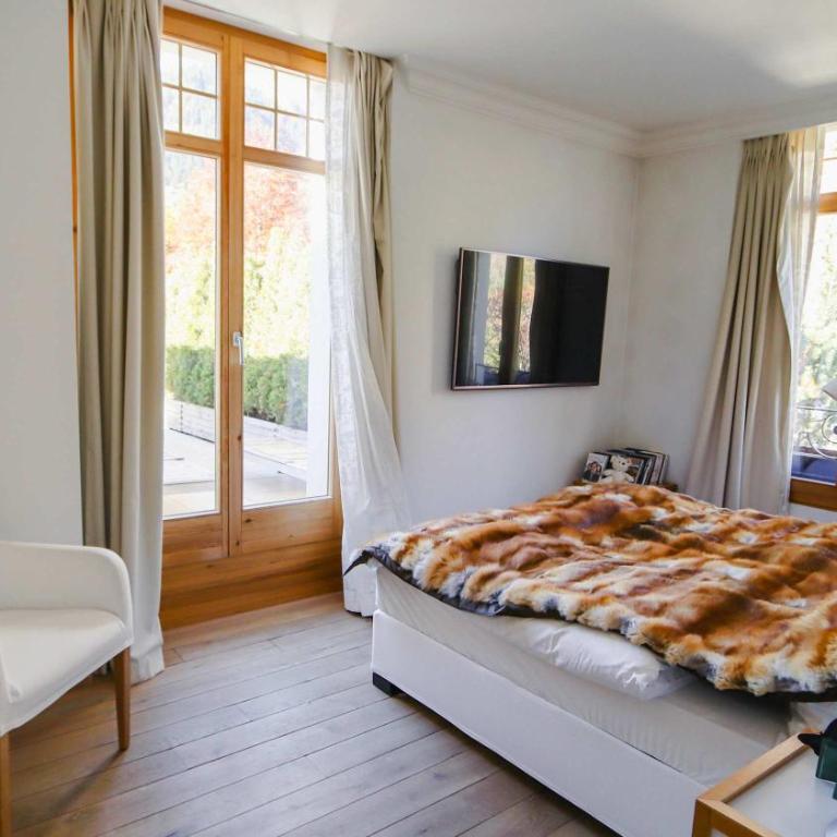 Charming Swiss Village Home With Pool Spa - Two-Bedroom Apartment - 7