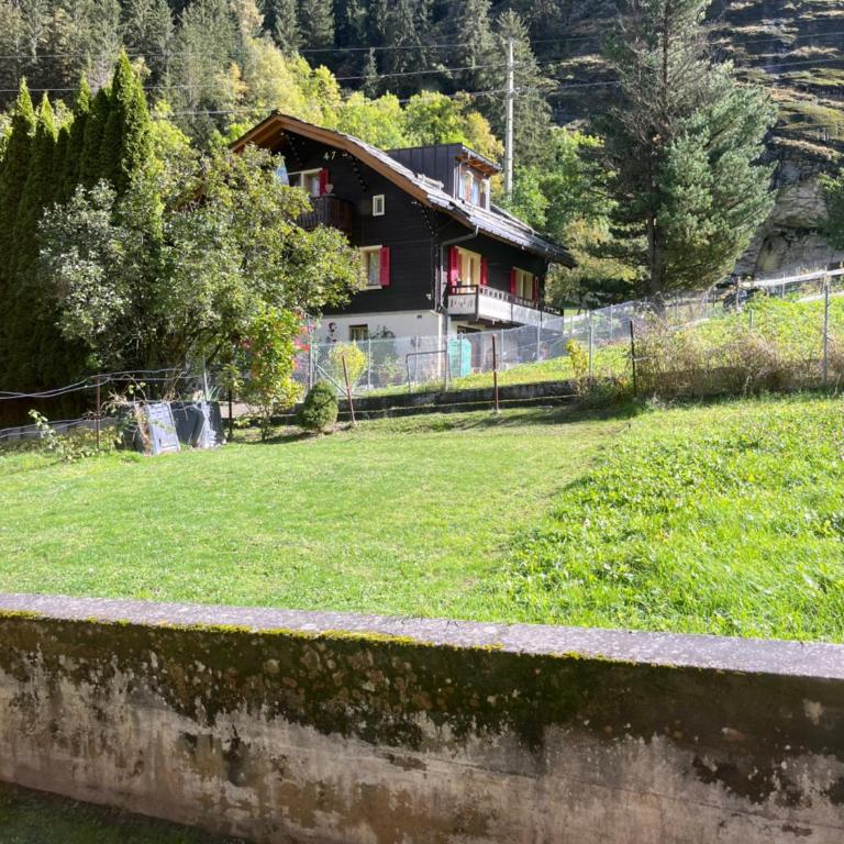 5 Zimmer-Wohnung mit Garage und Sauna - Apartment mit 3 Schlafzimmern und Bergblick - 36