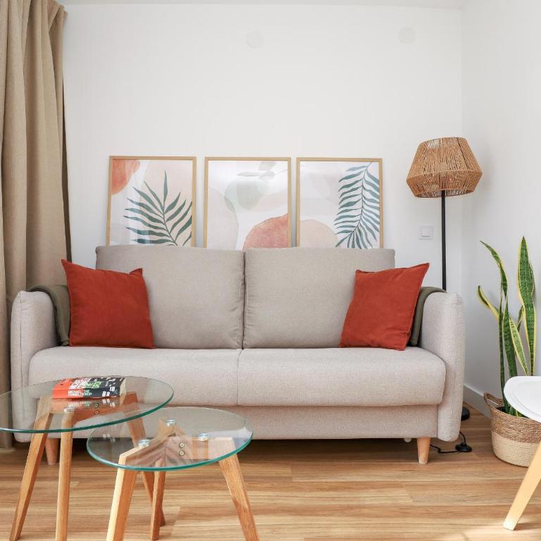 Fuengirola centre, renovated, beach 200m - Apartamento Estudio con balcón - 1