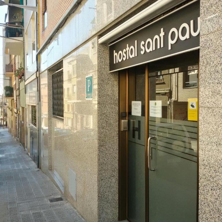 Hostal Sant Pau - Standard Twin Room with Sofa - 1