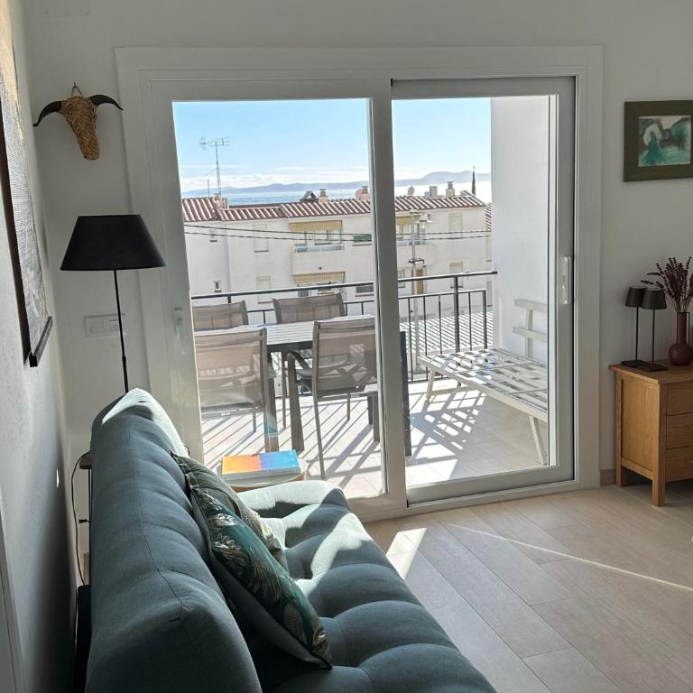 S2 - 2ch, terrasse vue mer, parking, près de la plage - Two-Bedroom Apartment with Terrace and Sea View - 6