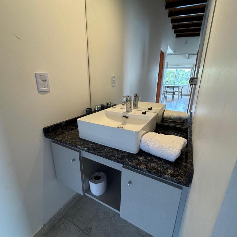 ELEMENTOS MAR AZUL acceso directo a playa x complejo - Family Two-Bedroom Apartment with View - 8
