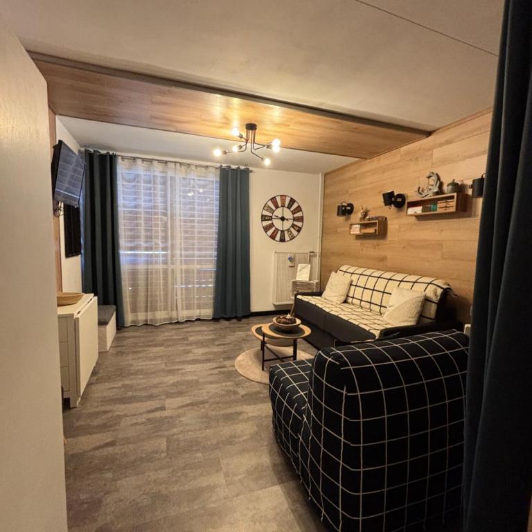 Studio cosy 5 personnes aux pieds des pistes. - Apartment mit 1 Schlafzimmer - 3