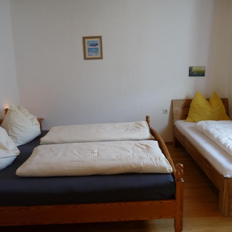 Ferienhaus Schäfer - Apartments - Wintersports - Family holiday - Holiday with your dog - Rural & Scenic - Apartment mit 1 Schlafzimmer, Balkon und Bergblick - 10