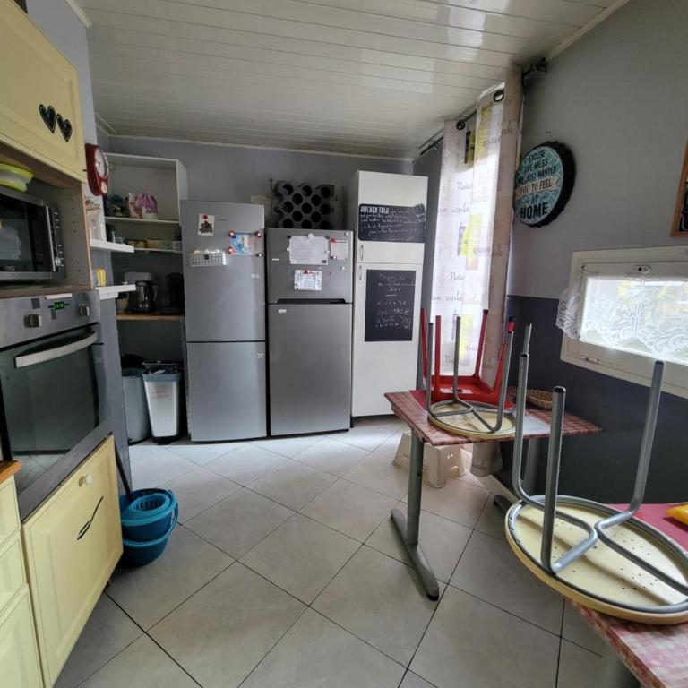 Idéal pour déplacement 4 chambres,5 lits - Appartement Classique - 3