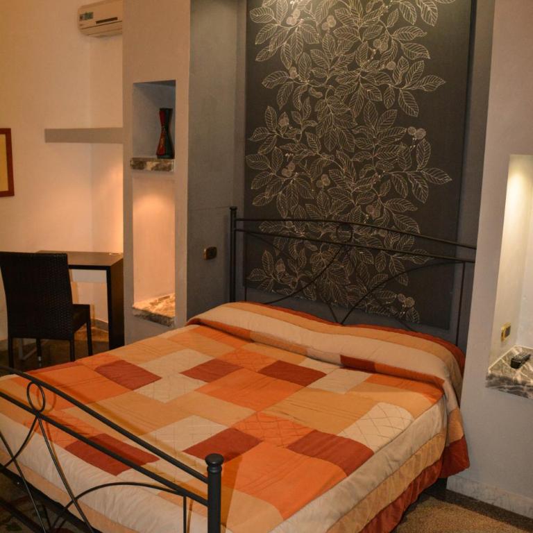 B&B Le Colonne - Camera Quadrupla Comfort - 2