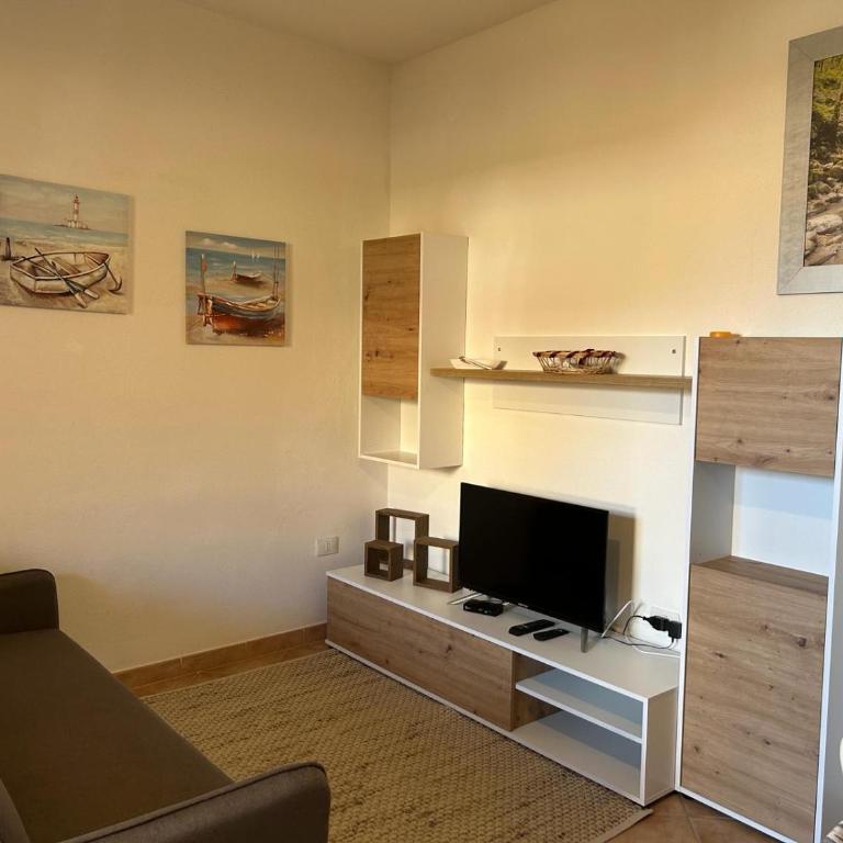 Poseidon - Two-Bedroom Apartment - 1