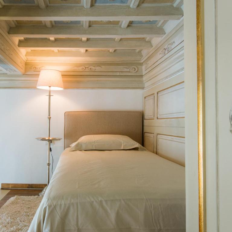 Apartments Florence - Orsanmichele view - Two Bedroom Apartment - 8