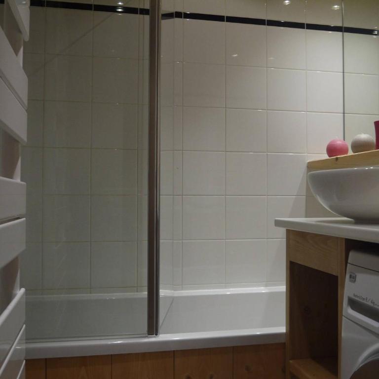 Confortable appartement avec accès WIFI, proche pistes - Méribel - FR-1-355-98 - Appartement (7 Adultes) - 9