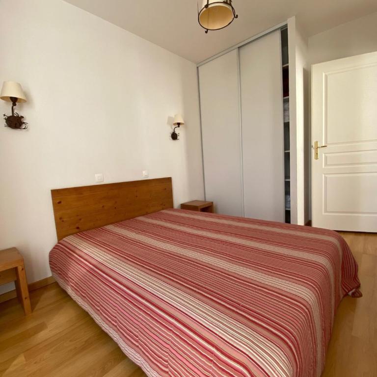Les Oursons, Résidence Val de Jade, Beau T3 meublé, plein centre, Wifi, Ascenseur - Appartamento - 14