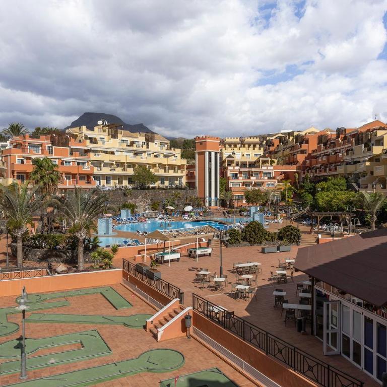 EMILIA - Los Cristianos, heated pool, spacious terrace, fibre net, tv channels - Two-Bedroom Apartment - 28