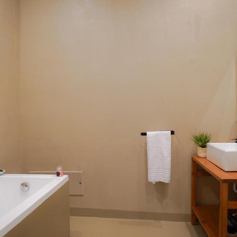 Marina Sea Apartments-Seaside Boutique - Two-Bedroom House - 6