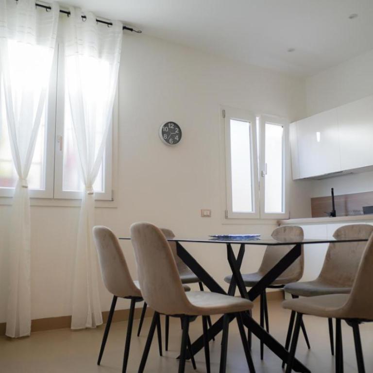 Marina Sea Apartments-Seaside Boutique - Two-Bedroom House - 5