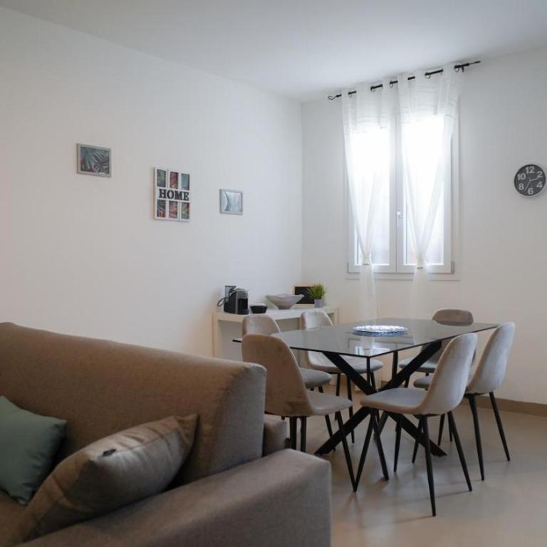 Marina Sea Apartments-Seaside Boutique - Two-Bedroom House - 4