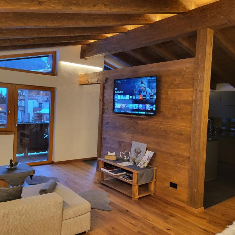 Alpenchalet "DAHOAM" - Apartment mit 3 Schlafzimmern - 2